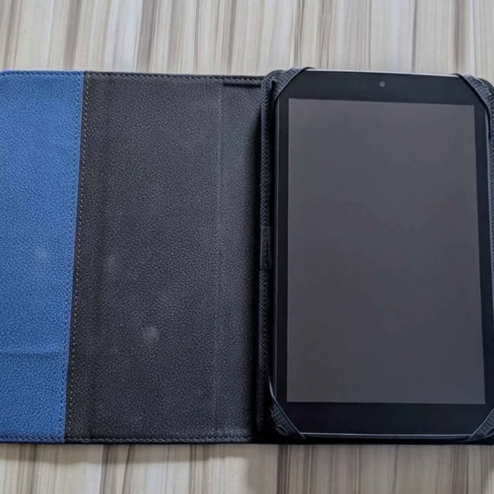 Alcatel Tablet with Case